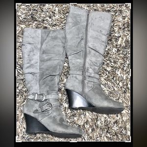SO Gray Heeled Boots